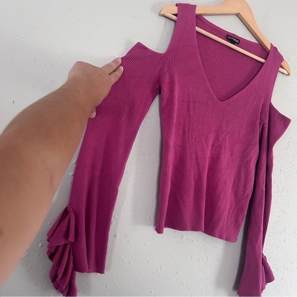 Express Off-the-Shoulder Cold Shoulder Ribbed Pink Sweater Stretch Ruffle Sleeve - Picture 3 of 8